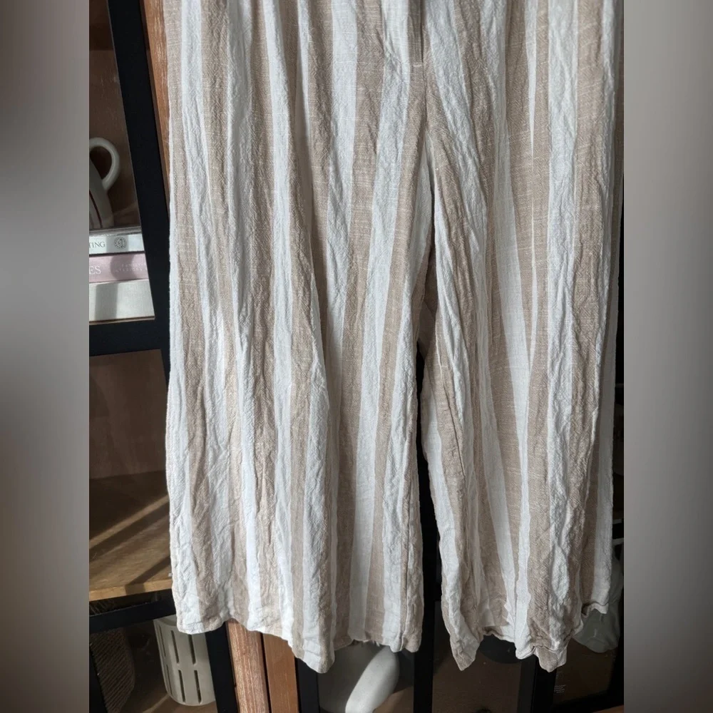H&M linen pants wide leg cropped striped beige sand pockets high rise trousers